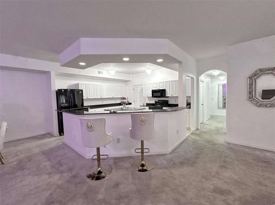 待售: $425,000 (3 贝兹, 2 浴室, 1965 平方英尺)