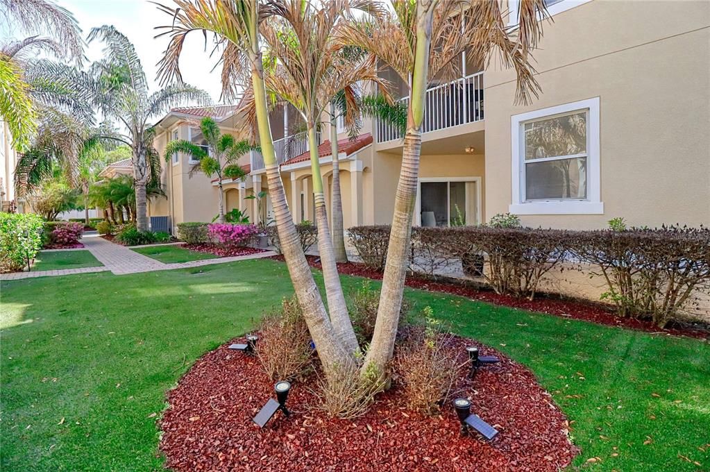 待售: $425,000 (3 贝兹, 2 浴室, 1965 平方英尺)