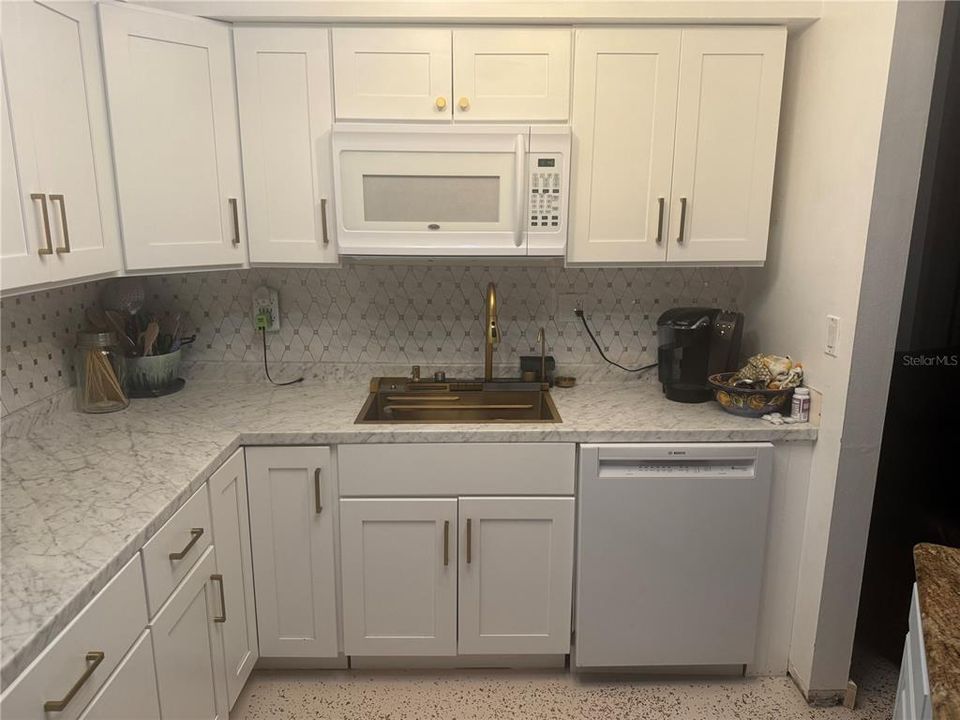 En Venta: $189,900 (2 camas, 1 baños, 746 Pies cuadrados)