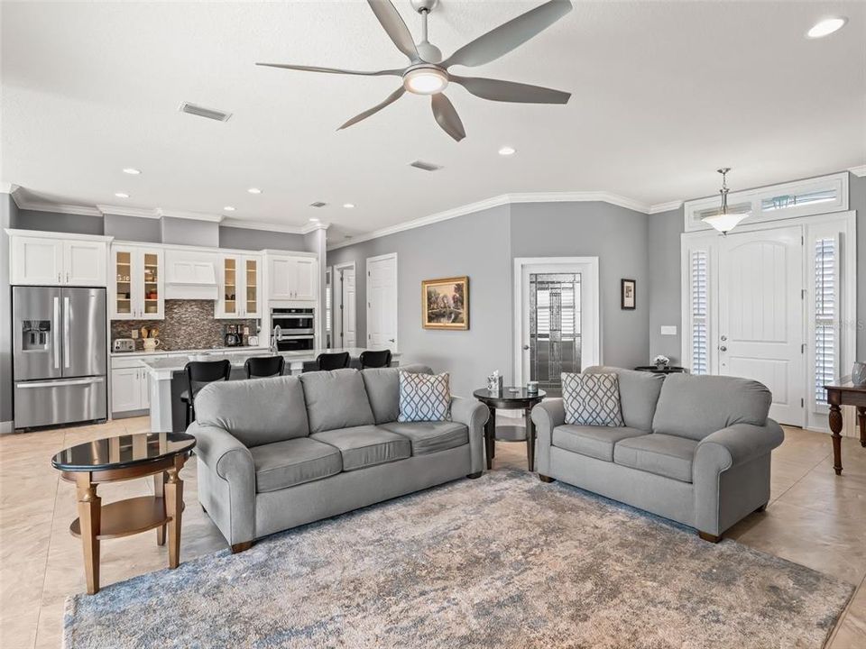 Active With Contract: $524,985 (3 beds, 2 baths, 2123 Square Feet)