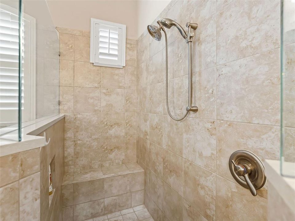Active With Contract: $524,985 (3 beds, 2 baths, 2123 Square Feet)