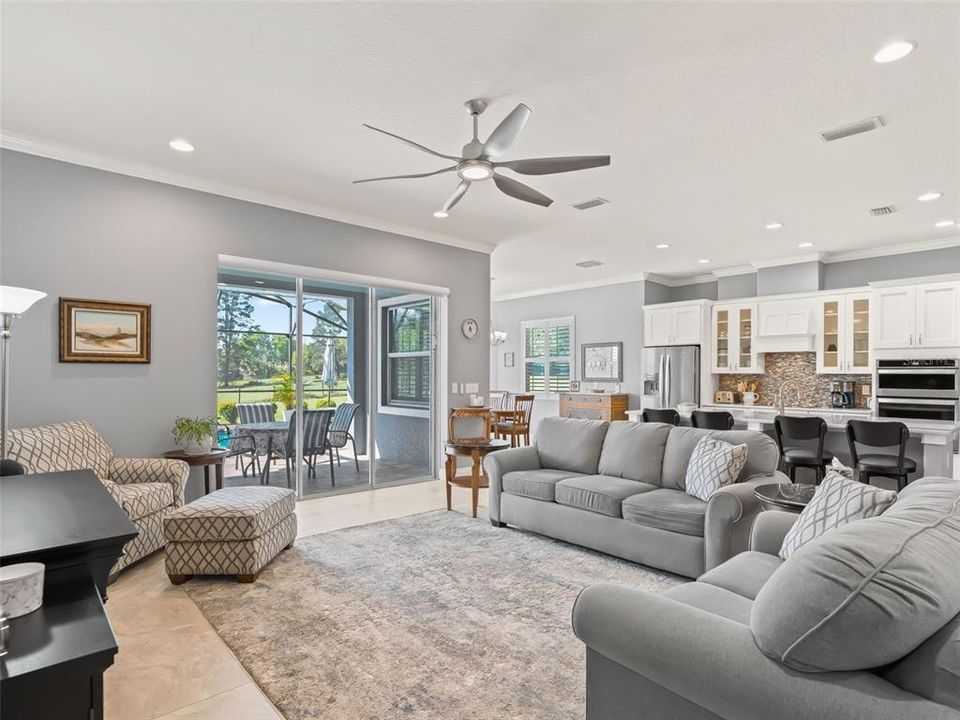 Active With Contract: $524,985 (3 beds, 2 baths, 2123 Square Feet)