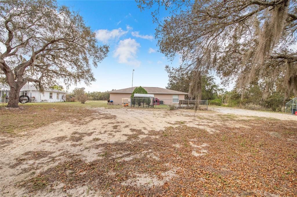 For Sale: $299,899 (3 beds, 2 baths, 1209 Square Feet)