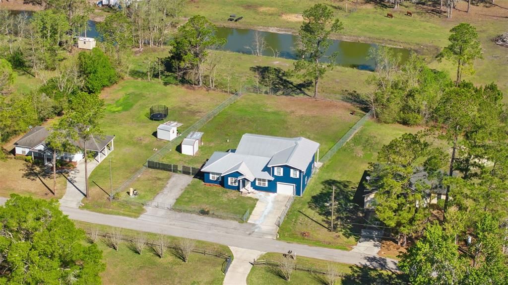 For Sale: $449,000 (6 beds, 3 baths, 2488 Square Feet)