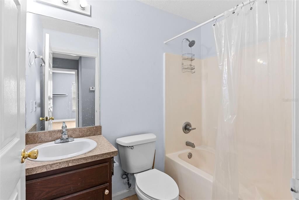 For Sale: $449,000 (6 beds, 3 baths, 2488 Square Feet)