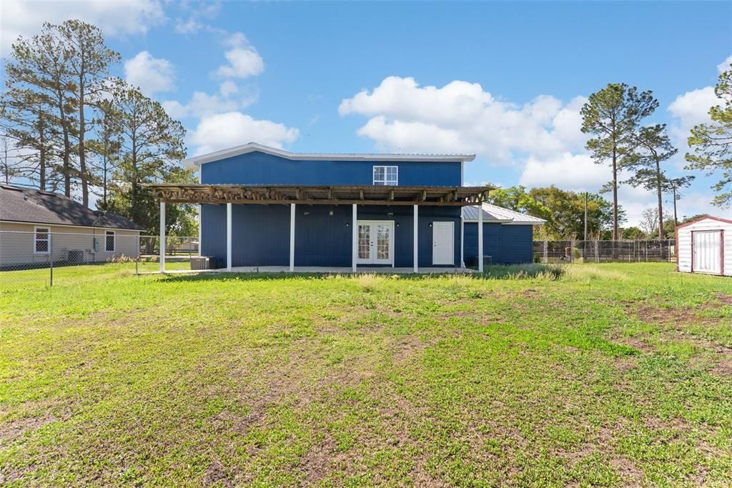 For Sale: $449,000 (6 beds, 3 baths, 2488 Square Feet)