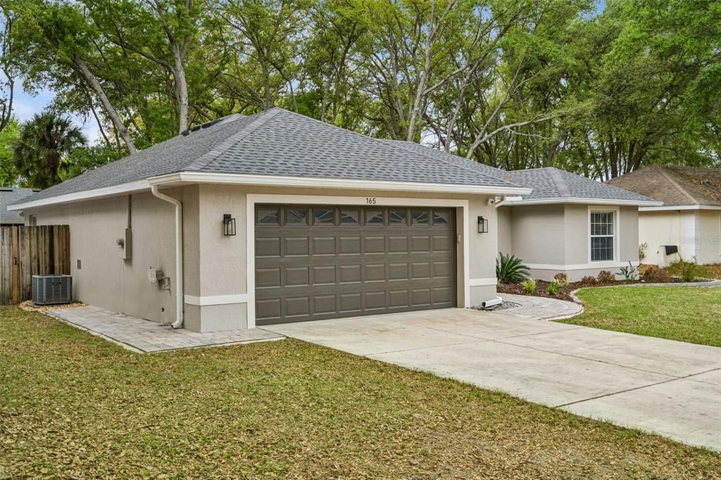 For Rent: $2,000 (3 beds, 2 baths, 1410 Square Feet)