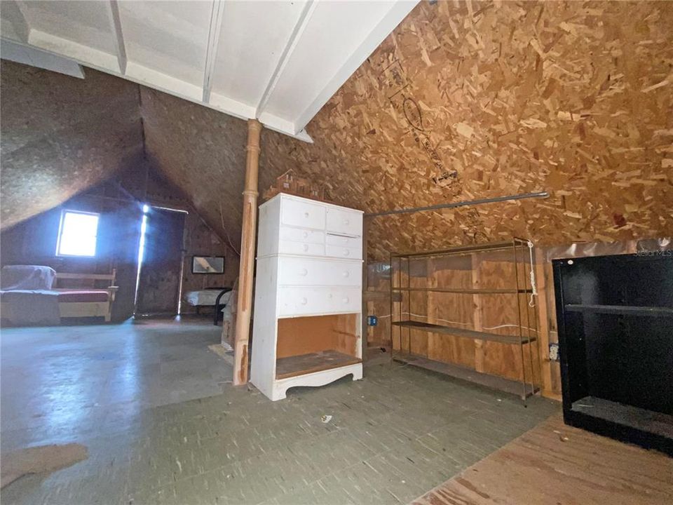 На продажу: $99,500 (2 спален, 1 ванн, 720 Квадратных фут)