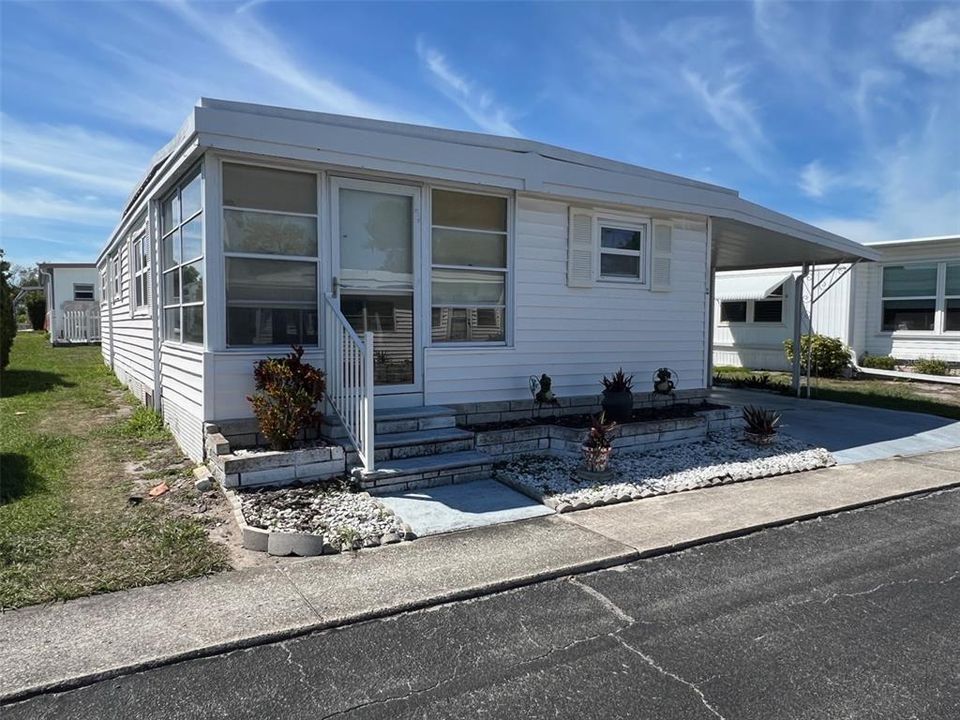 En Venta: $89,900 (2 camas, 1 baños, 812 Pies cuadrados)