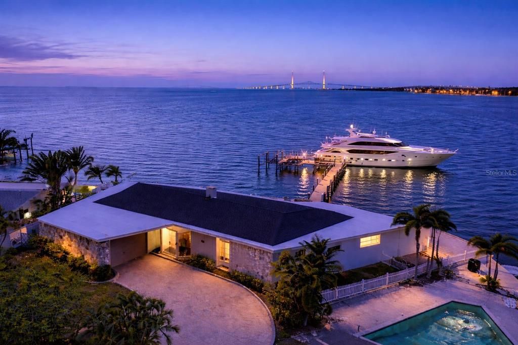 En Venta: $3,400,000 (4 camas, 3 baños, 3670 Pies cuadrados)