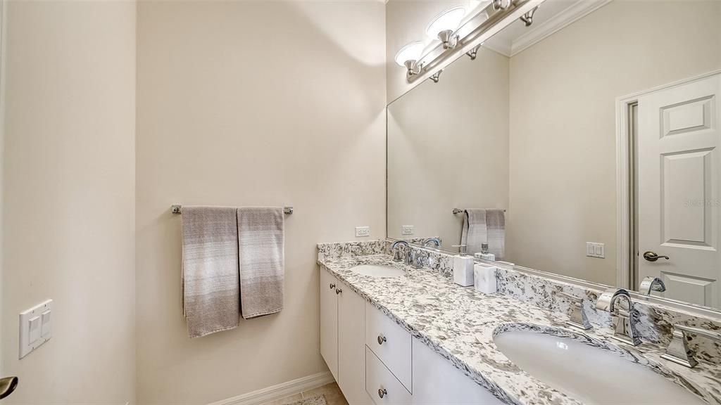For Sale: $2,150,000 (4 beds, 4 baths, 3939 Square Feet)