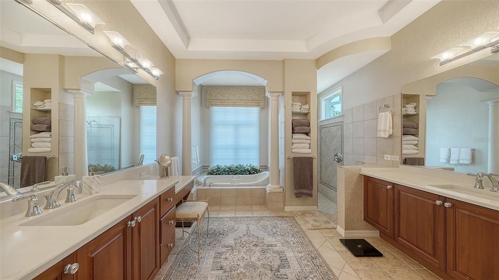 For Sale: $2,150,000 (4 beds, 4 baths, 3939 Square Feet)