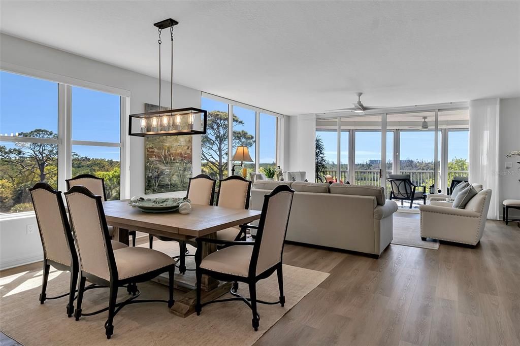 For Sale: $785,000 (3 beds, 3 baths, 2594 Square Feet)