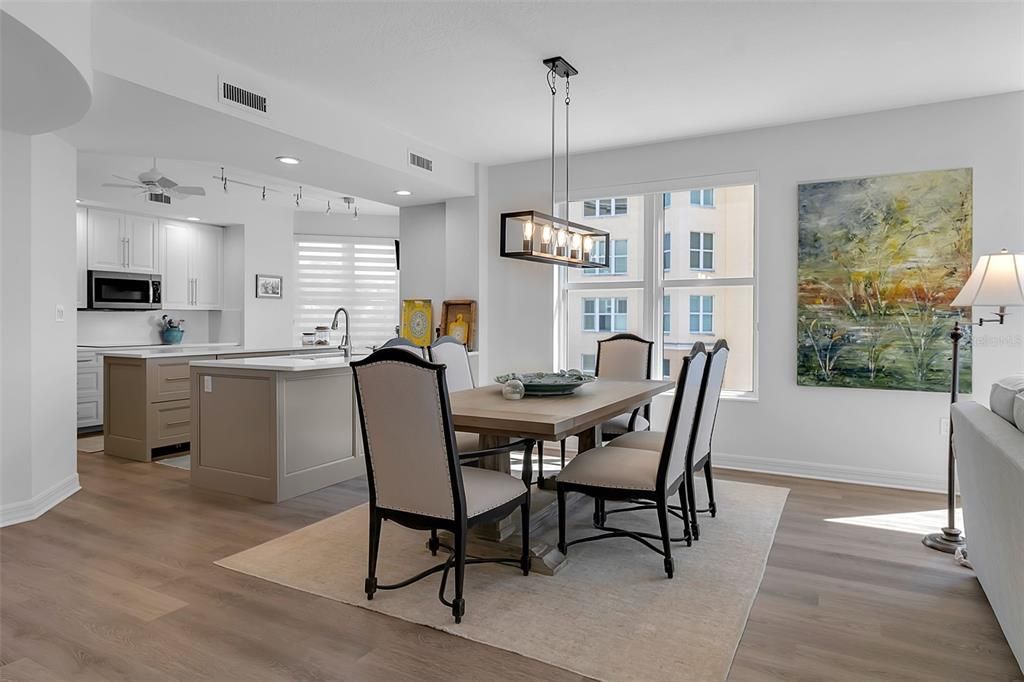 For Sale: $785,000 (3 beds, 3 baths, 2594 Square Feet)