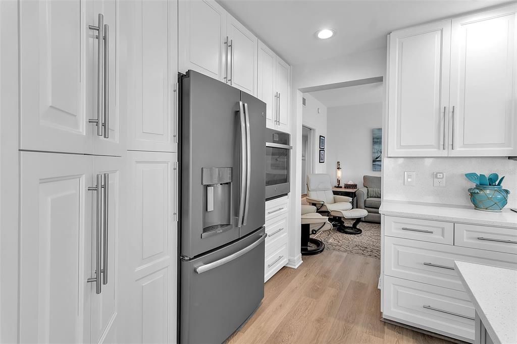 For Sale: $785,000 (3 beds, 3 baths, 2594 Square Feet)