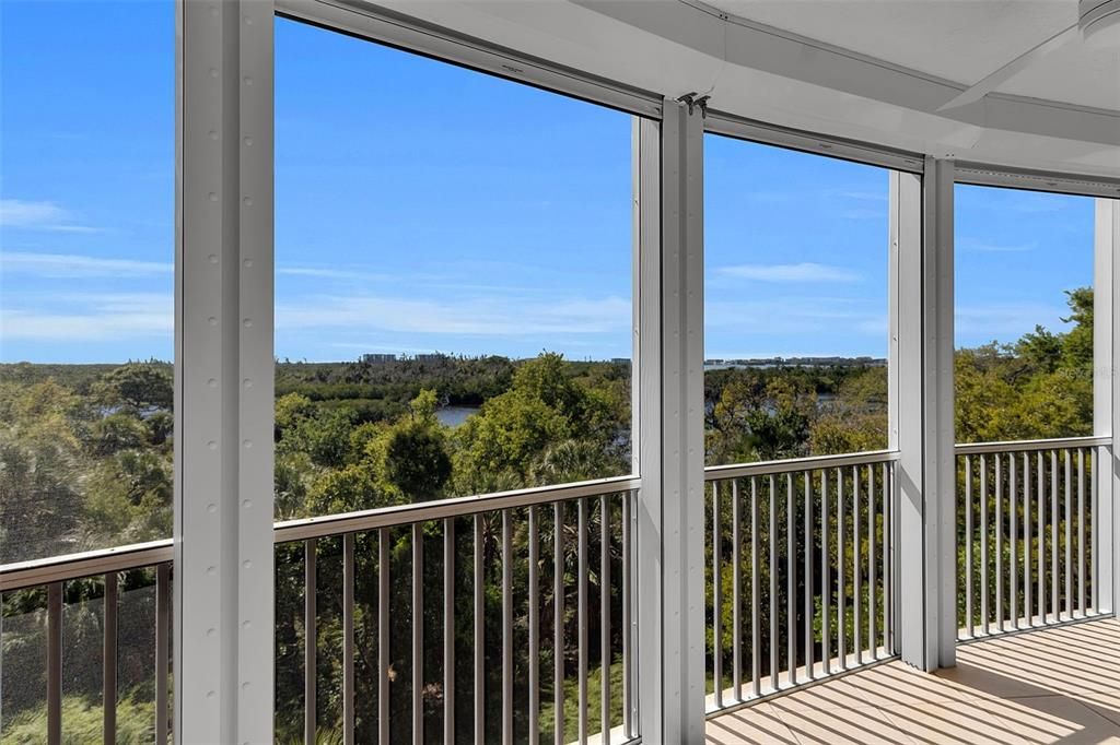 For Sale: $785,000 (3 beds, 3 baths, 2594 Square Feet)