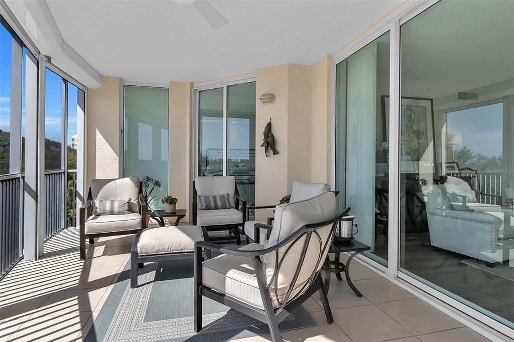 For Sale: $785,000 (3 beds, 3 baths, 2594 Square Feet)