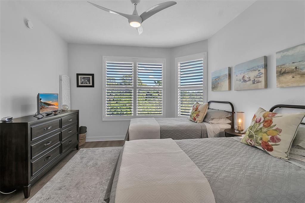 For Sale: $785,000 (3 beds, 3 baths, 2594 Square Feet)