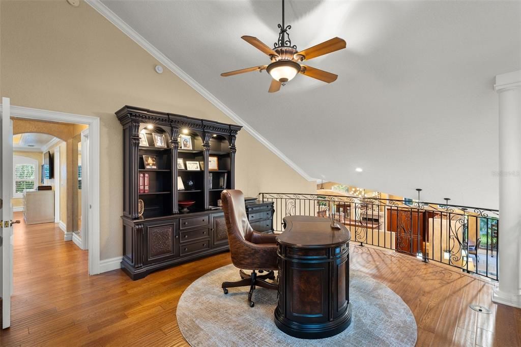 For Sale: $1,840,000 (5 beds, 5 baths, 5825 Square Feet)