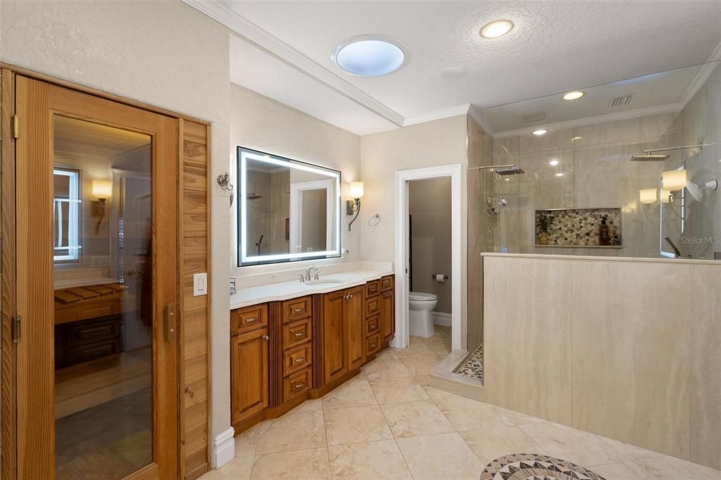 For Sale: $1,840,000 (5 beds, 5 baths, 5825 Square Feet)