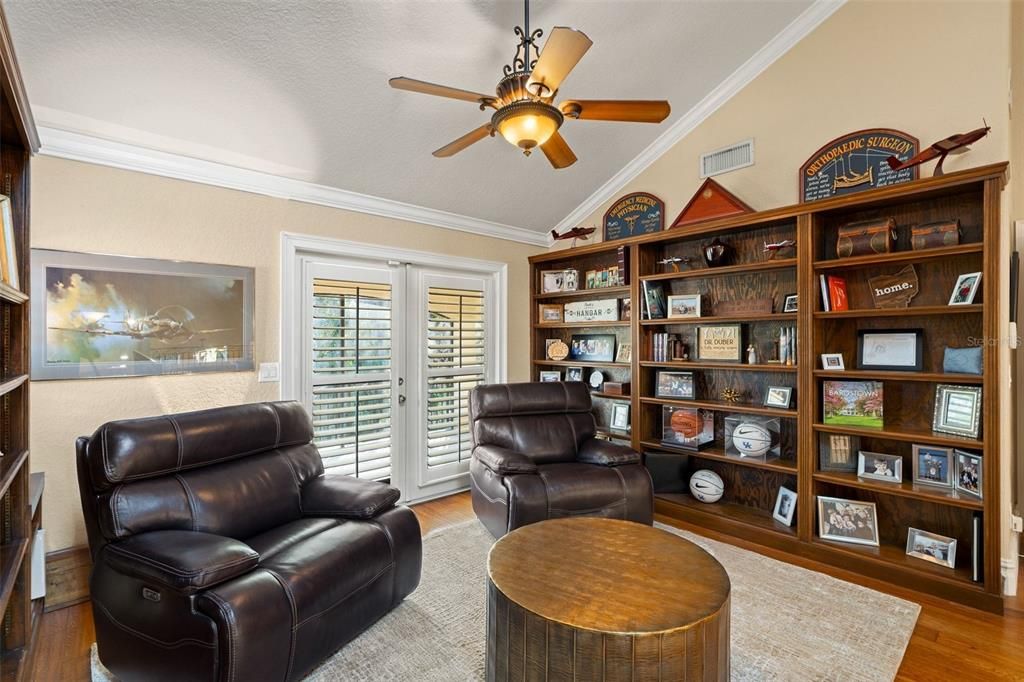 For Sale: $1,840,000 (5 beds, 5 baths, 5825 Square Feet)