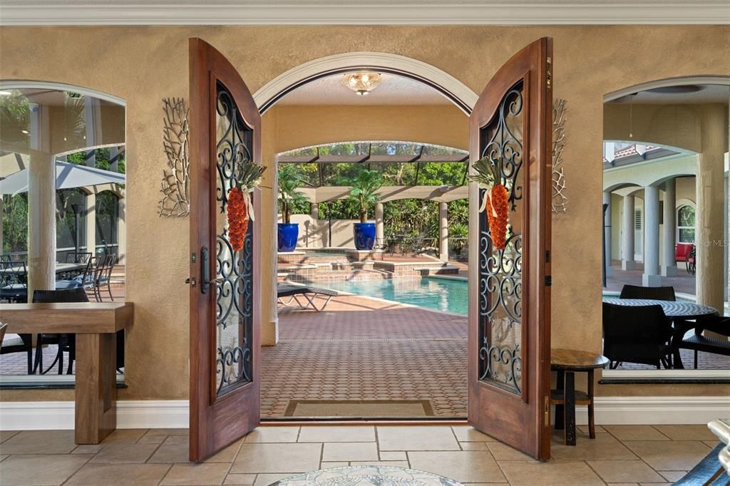 For Sale: $1,840,000 (5 beds, 5 baths, 5825 Square Feet)