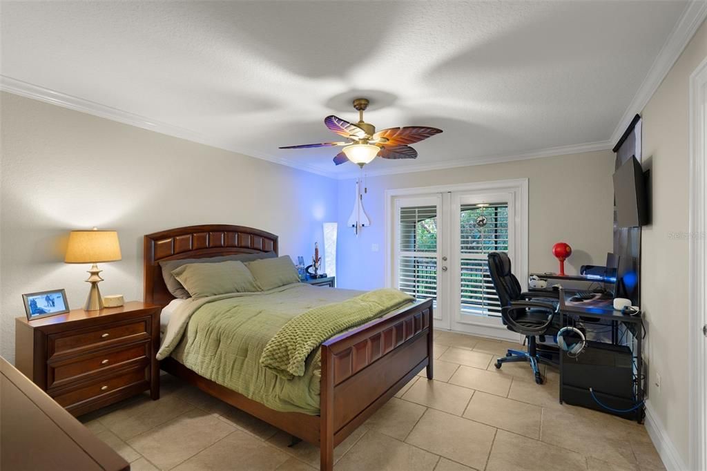 For Sale: $1,840,000 (5 beds, 5 baths, 5825 Square Feet)