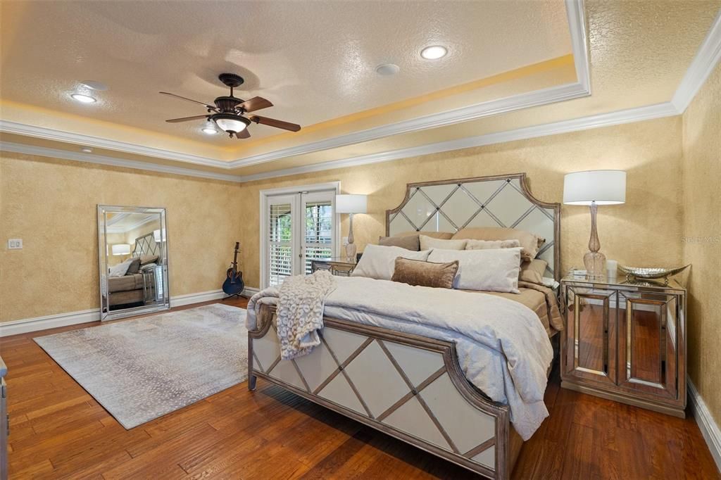 For Sale: $1,840,000 (5 beds, 5 baths, 5825 Square Feet)