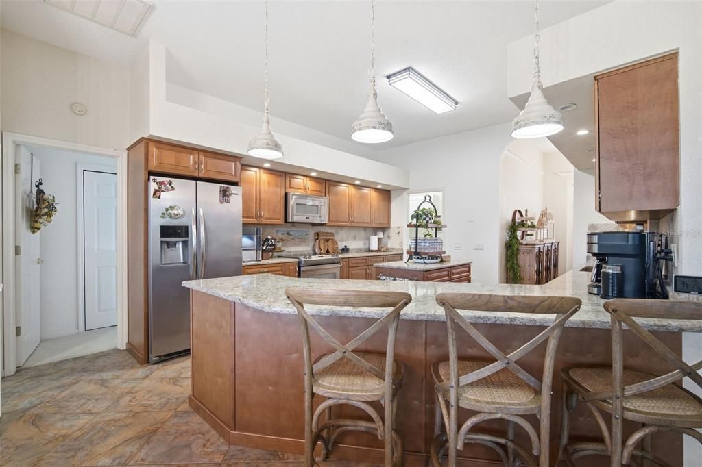 En Venta: $650,000 (3 camas, 2 baños, 3000 Pies cuadrados)