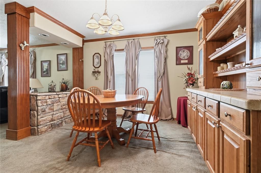 For Sale: $200,000 (3 beds, 2 baths, 1988 Square Feet)