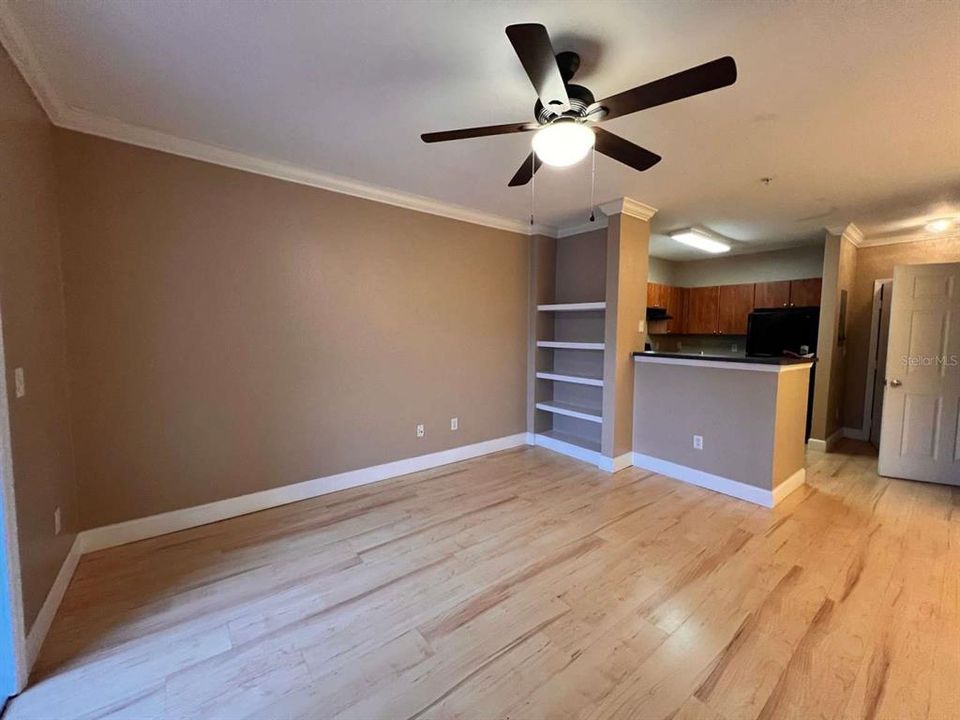 Activo con contrato: $155,000 (1 camas, 1 baños, 710 Pies cuadrados)