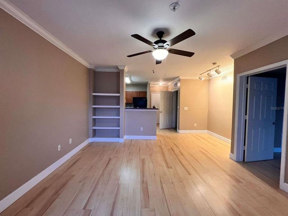 Activo con contrato: $155,000 (1 camas, 1 baños, 710 Pies cuadrados)