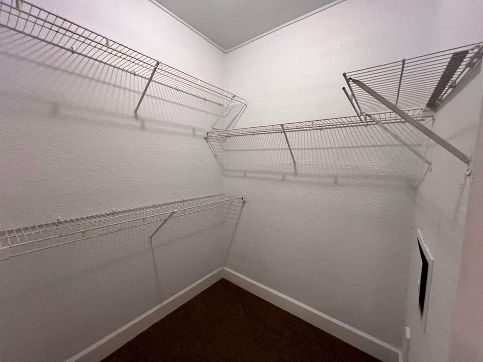Activo con contrato: $155,000 (1 camas, 1 baños, 710 Pies cuadrados)
