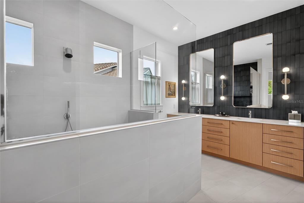 En Venta: $1,489,000 (3 camas, 2 baños, 2186 Pies cuadrados)