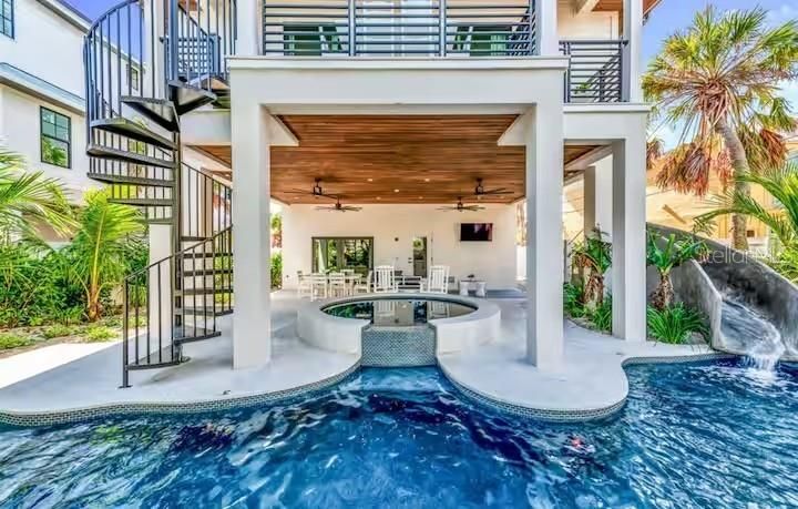 For Sale: $5,390,000 (6 beds, 6 baths, 3504 Square Feet)