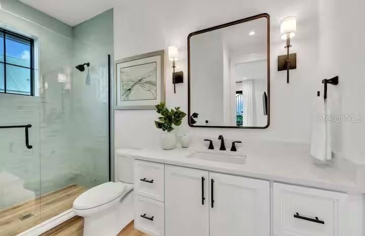 For Sale: $5,390,000 (6 beds, 6 baths, 3504 Square Feet)