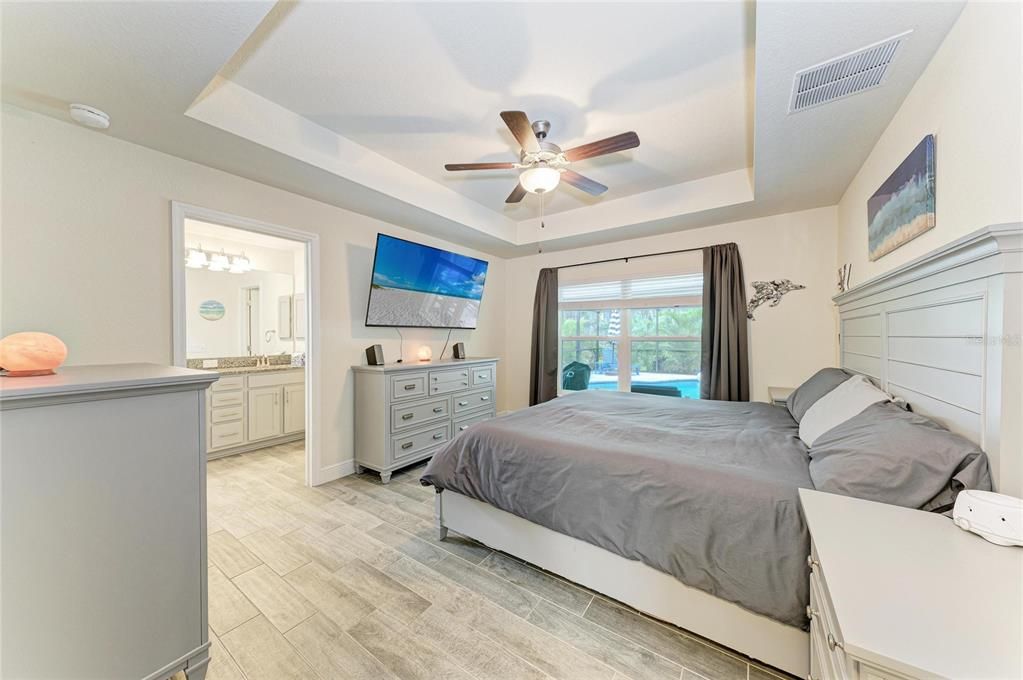 Activo con contrato: $409,000 (3 camas, 2 baños, 1548 Pies cuadrados)