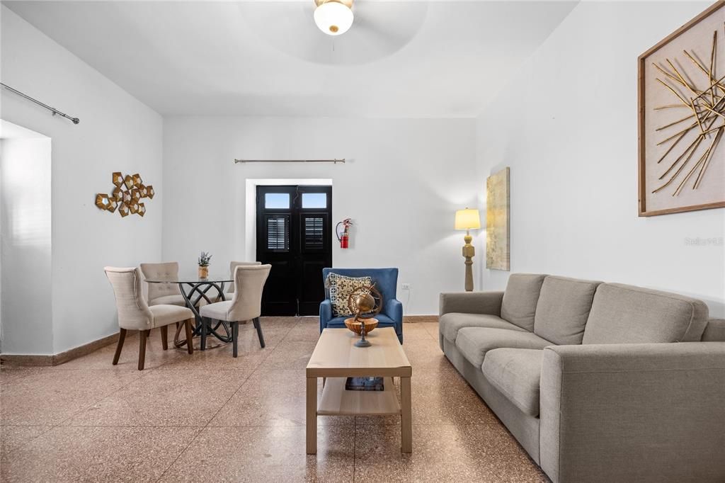 En Venta: $2,690,000 (6 camas, 0 baños, 6500 Pies cuadrados)