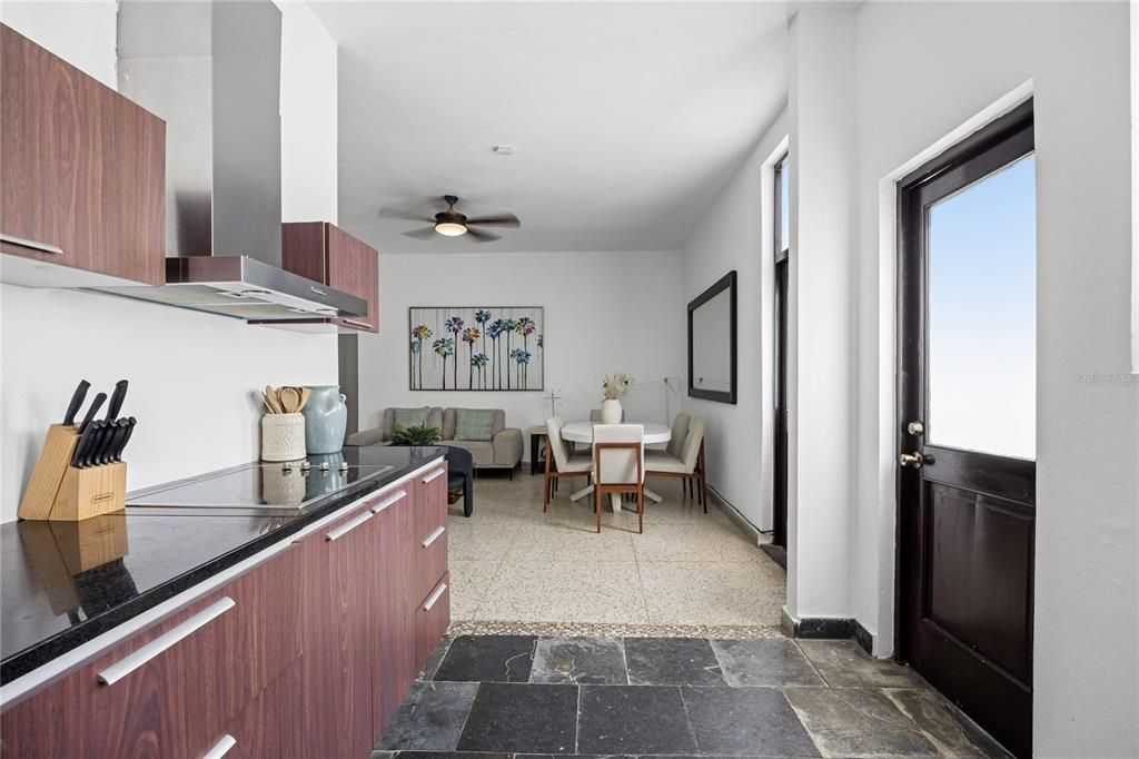 En Venta: $2,690,000 (6 camas, 0 baños, 6500 Pies cuadrados)