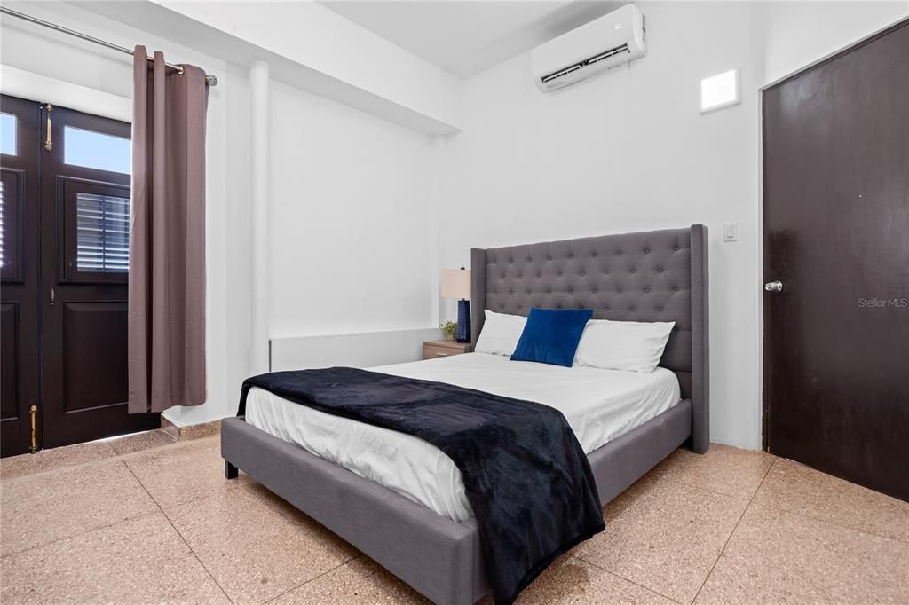 En Venta: $2,690,000 (6 camas, 0 baños, 6500 Pies cuadrados)