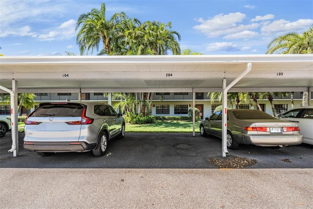 Active With Contract: $249,900 (2 beds, 2 baths, 1160 Square Feet)