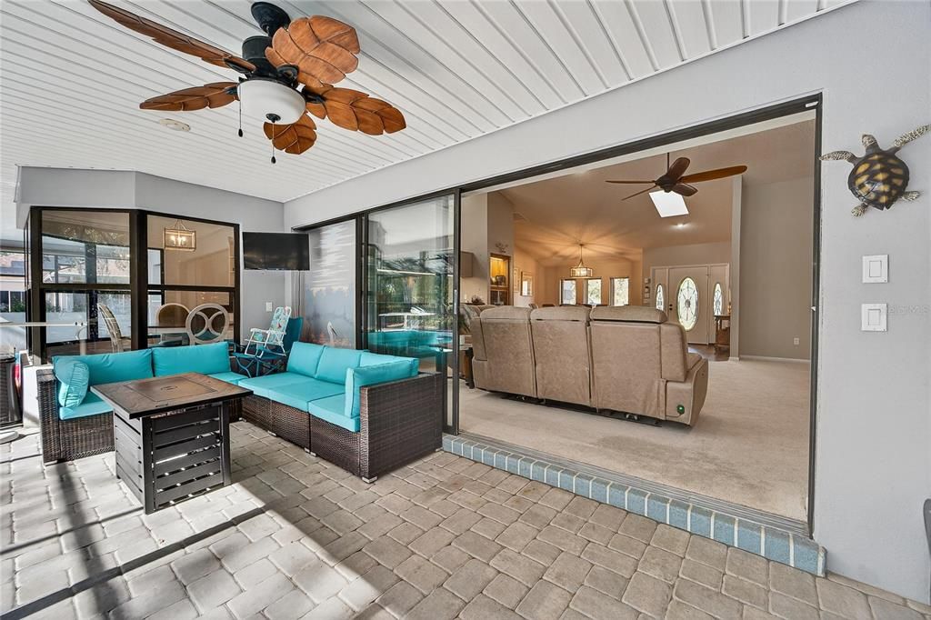 Active With Contract: $350,000 (3 beds, 2 baths, 2364 Square Feet)