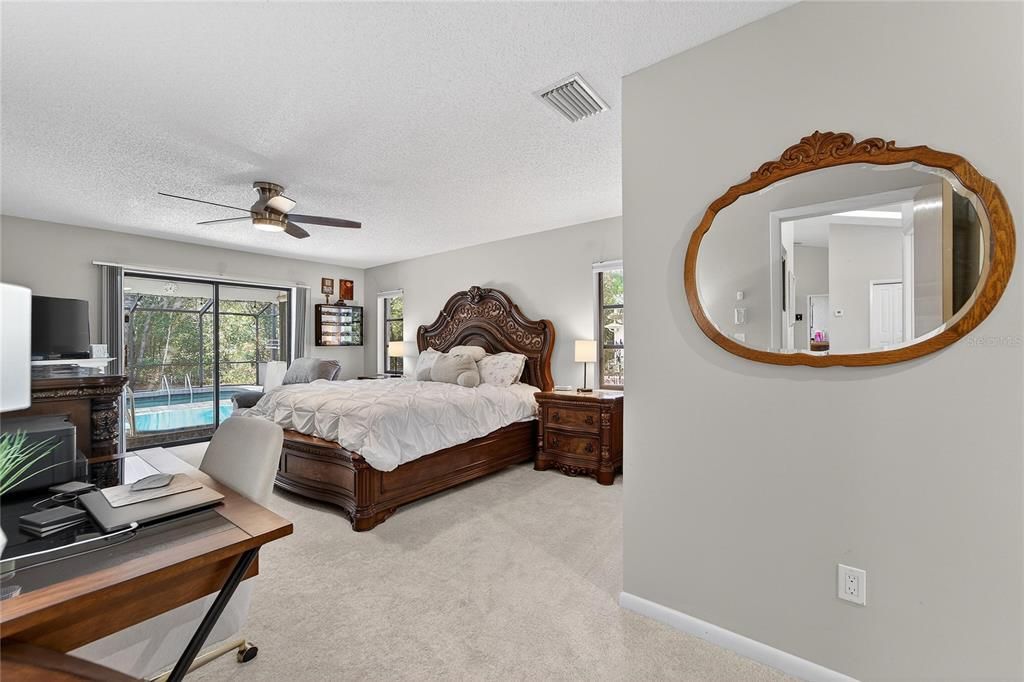 Active With Contract: $350,000 (3 beds, 2 baths, 2364 Square Feet)