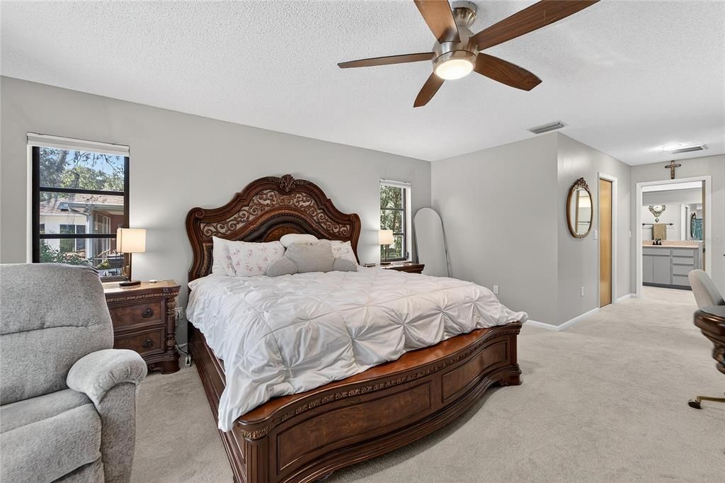 Active With Contract: $350,000 (3 beds, 2 baths, 2364 Square Feet)