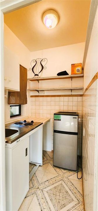 На продажу: $799,000 (6 спален, 0 ванн, 5030 Квадратных фут)