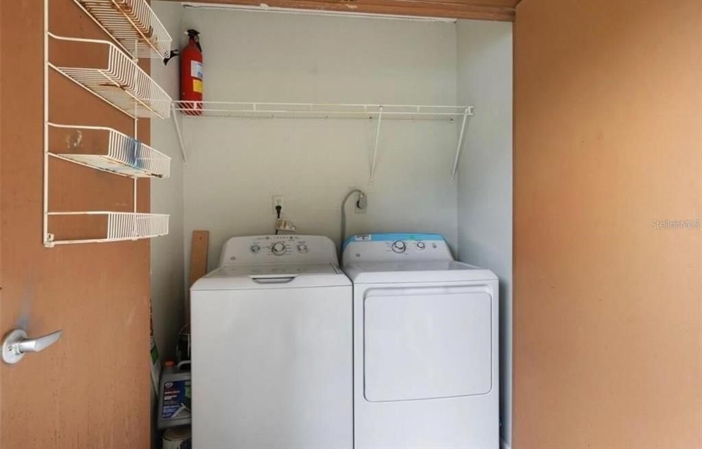 En Venta: $125,500 (2 camas, 2 baños, 912 Pies cuadrados)