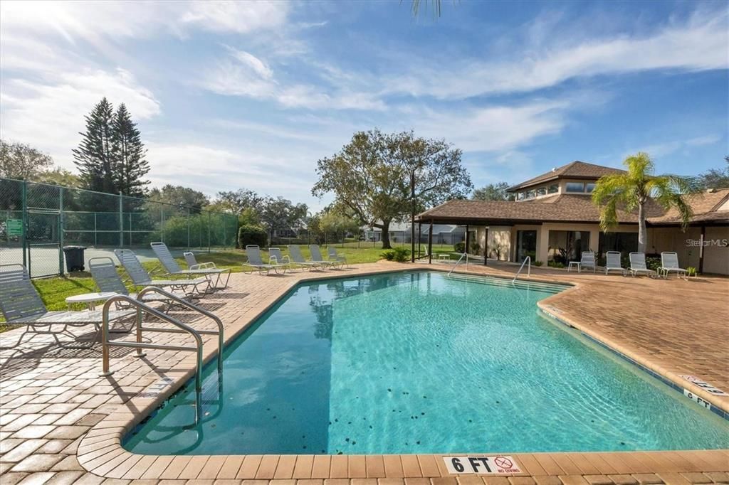 En Venta: $379,000 (3 camas, 3 baños, 2171 Pies cuadrados)