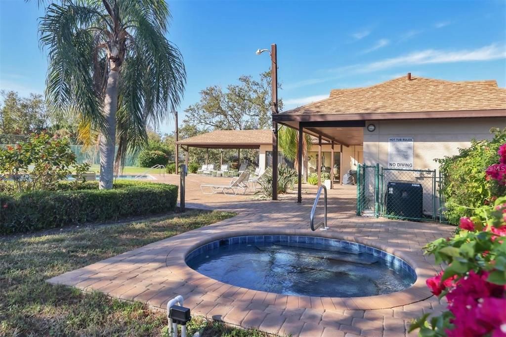 En Venta: $379,000 (3 camas, 3 baños, 2171 Pies cuadrados)