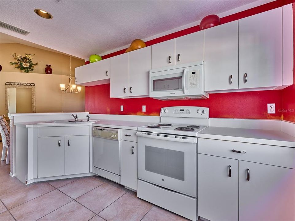 En Venta: $160,000 (3 camas, 2 baños, 1208 Pies cuadrados)