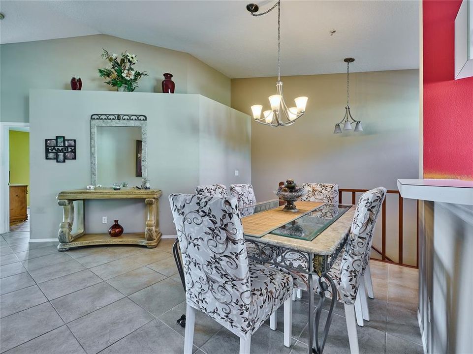 En Venta: $160,000 (3 camas, 2 baños, 1208 Pies cuadrados)